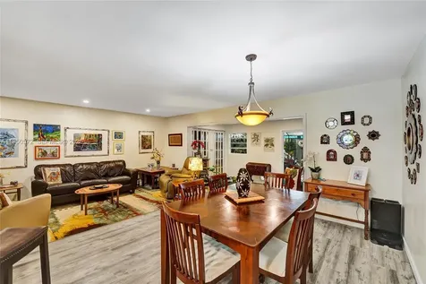 3302 Farragut Street Hollywood FL 33021