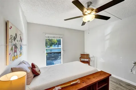 3302 Farragut Street Hollywood FL 33021