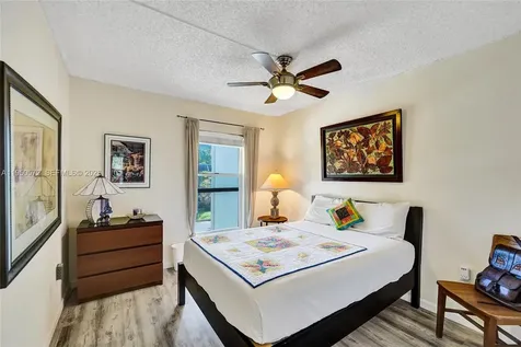 3302 Farragut Street Hollywood FL 33021