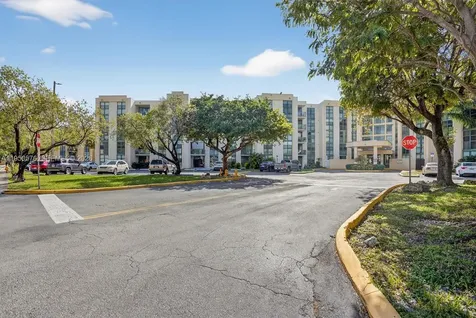 2075 SW 122nd Avenue Miami FL 33175