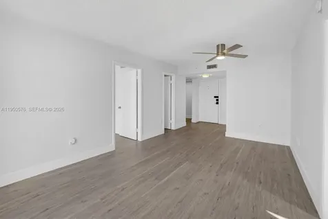 2075 SW 122nd Avenue Miami FL 33175