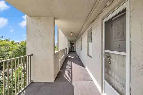 3910 Inverrary Boulevard Lauderhill FL 33319