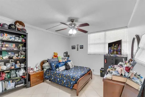 7080 Environ Boulevard Lauderhill FL 33319