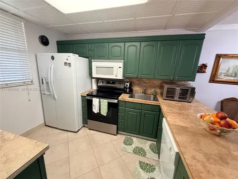 7080 Environ Boulevard Lauderhill FL 33319