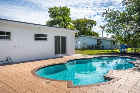 17202 NW 9th Court Miami Gardens FL 33169