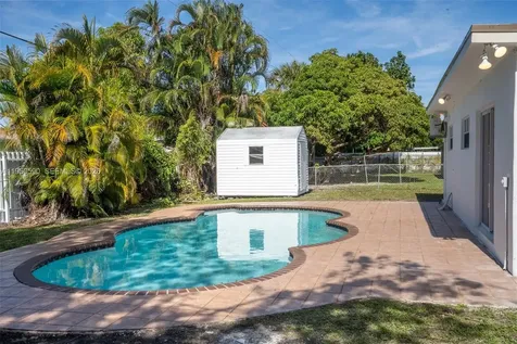 17202 NW 9th Court Miami Gardens FL 33169