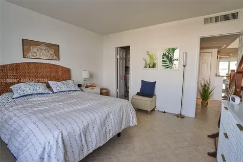10350 W Bay Harbor Drive Bay Harbor Islands FL 33154