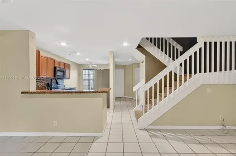 7033 Woodmont Way Tamarac FL 33321