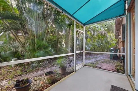 7033 Woodmont Way Tamarac FL 33321