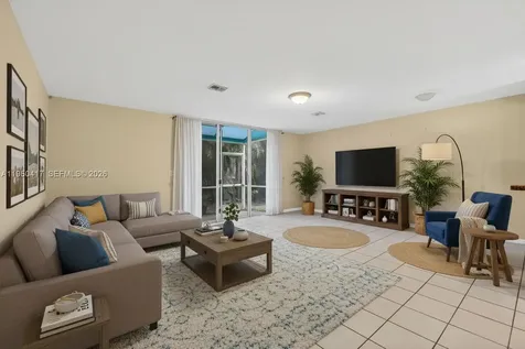7033 Woodmont Way Tamarac FL 33321