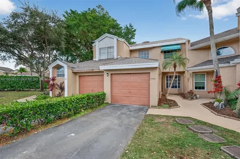 7033 Woodmont Way Tamarac FL 33321