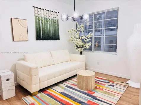 1525 Euclid Avenue Miami Beach FL 33139