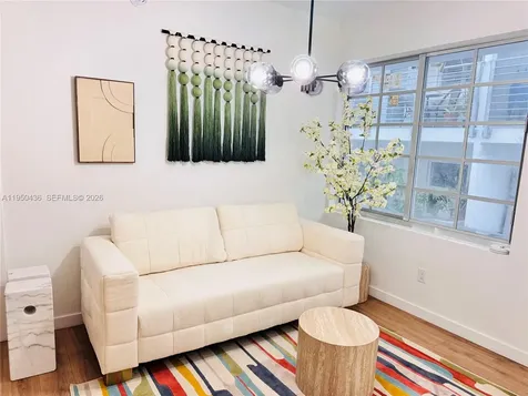 1525 Euclid Avenue Miami Beach FL 33139