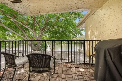 3561 NW 95th Terrace Sunrise FL 33351