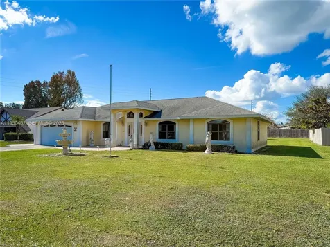 1030 Brighton Place Boulevard Kissimmee FL 34744