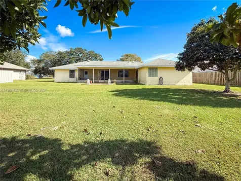 1030 Brighton Place Boulevard Kissimmee FL 34744