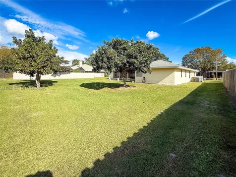 1030 Brighton Place Boulevard Kissimmee FL 34744