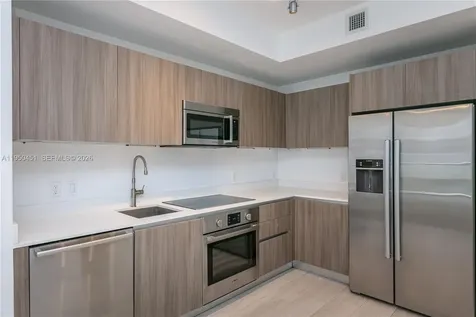 201 SW 17th Road Miami FL 33129