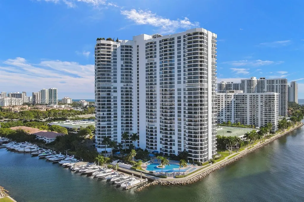 3530 Mystic Pointe Drive Aventura FL 33180