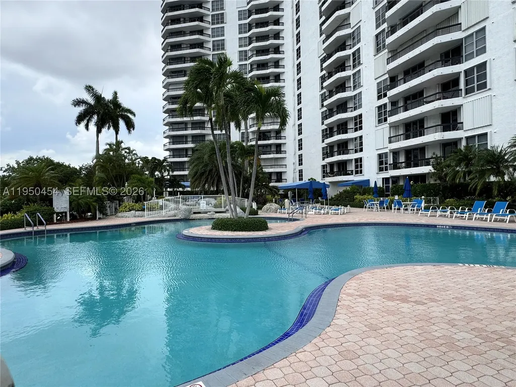 3530 Mystic Pointe Drive Aventura FL 33180