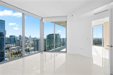 2900 NE 7th Avenue Miami FL 33137