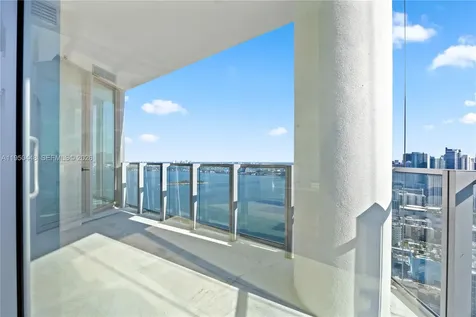 2900 NE 7th Avenue Miami FL 33137