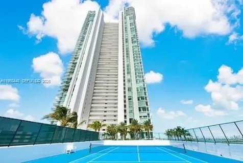 2900 NE 7th Avenue Miami FL 33137