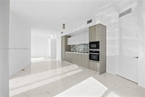 2900 NE 7th Avenue Miami FL 33137