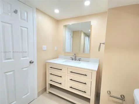 1600 S Ocean Drive Hollywood FL 33019