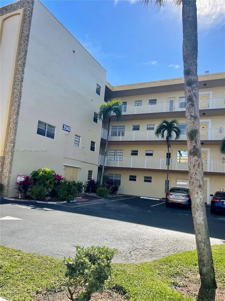 3940 NW 42nd Avenue Lauderdale Lakes FL 33319