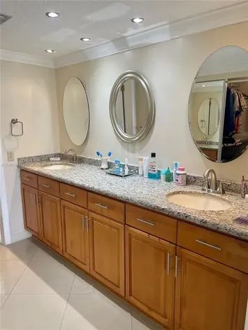 3940 NW 42nd Avenue Lauderdale Lakes FL 33319