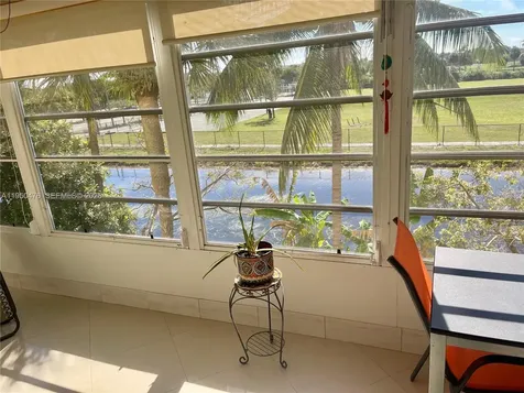 3940 NW 42nd Avenue Lauderdale Lakes FL 33319