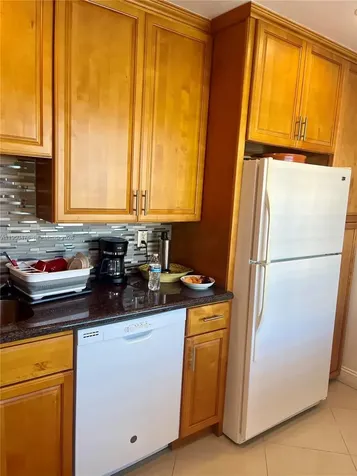 3940 NW 42nd Avenue Lauderdale Lakes FL 33319