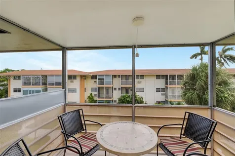 17001 NE 13th Avenue Miami FL 33162