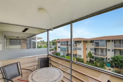 17001 NE 13th Avenue Miami FL 33162