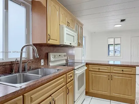 2982 NW 95th Street Miami FL 33147