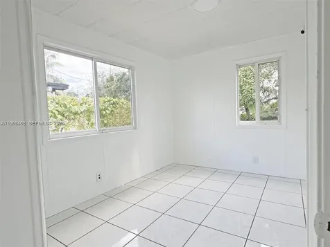 2982 NW 95th Street Miami FL 33147