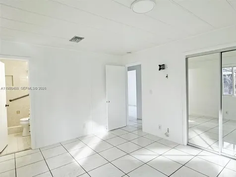 2982 NW 95th Street Miami FL 33147