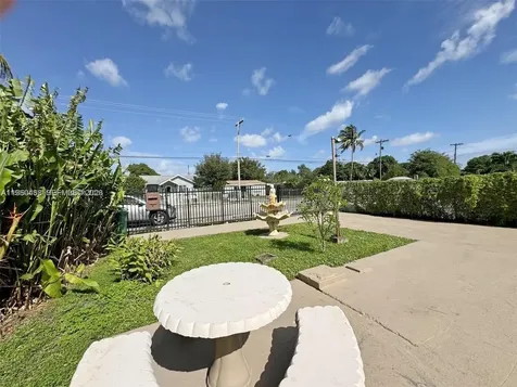 2982 NW 95th Street Miami FL 33147