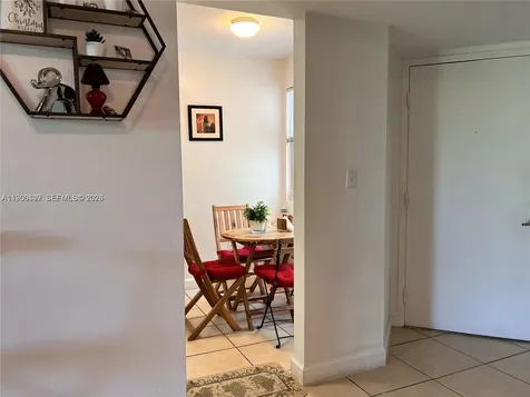 9761 NW 49th Terrace Doral FL 33178