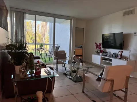 9761 NW 49th Terrace Doral FL 33178