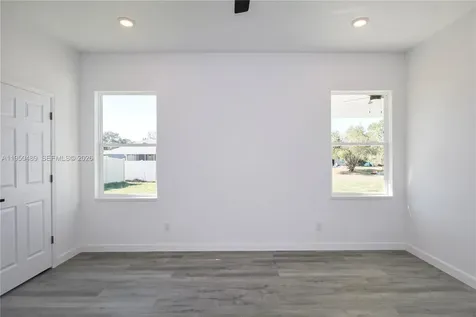 3915 El Rado Avenue Sebring FL 33872