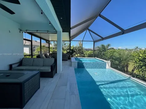 4413 NW 34th Street Cape Coral FL 33993