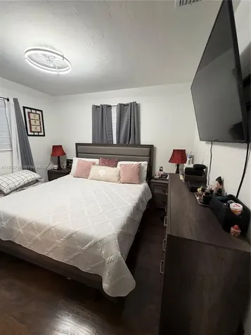 1011 NE 212th Terrace Miami FL 33179