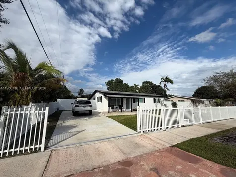 1011 NE 212th Terrace Miami FL 33179
