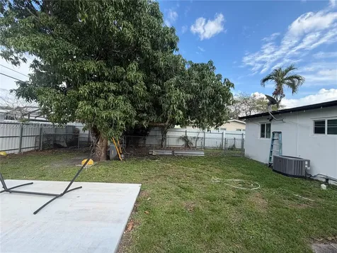 1011 NE 212th Terrace Miami FL 33179