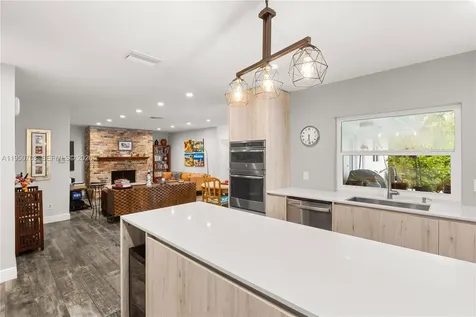 6809 Mentone Street Coral Gables FL 33146