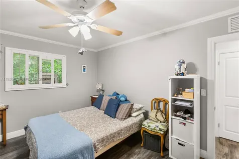 6809 Mentone Street Coral Gables FL 33146