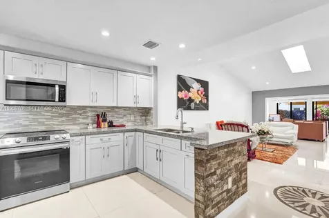 8446 SW 114th Place Miami FL 33173