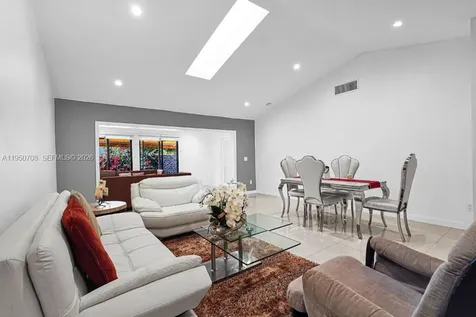 8446 SW 114th Place Miami FL 33173